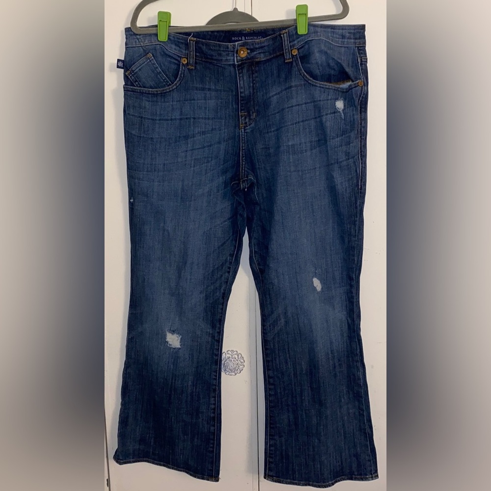 Rock & Republic Womens Jeans Size 18 Distressed Slight Flare